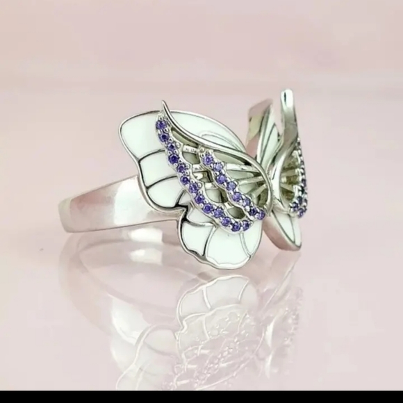 Ladies Party Ring - Picture 2 of 5